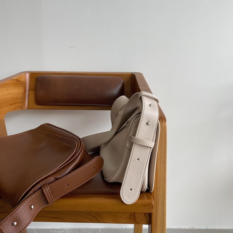 kazu ビッグバロン6'8 ケース、フィン、リーシュ付 kazu ビッグバロン6'8 ケース、フィン、リーシュ付 kazu ビッグ