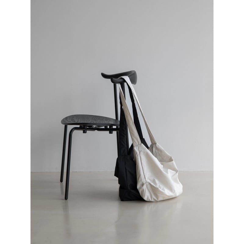 予約販売》light round shoulder bag/2colors_na0634 |