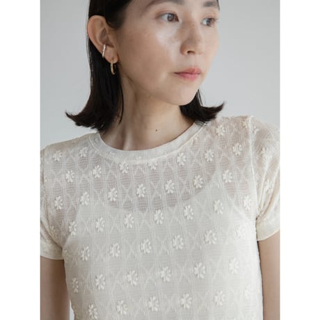 《予約販売》flower accent sheer tee/2colors_nt2318