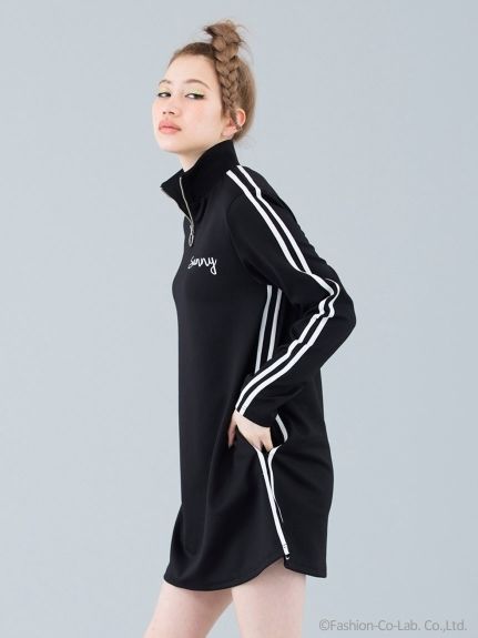 ワンピースLittle sunny bite (リトルサニーバイト) sporty zip dress