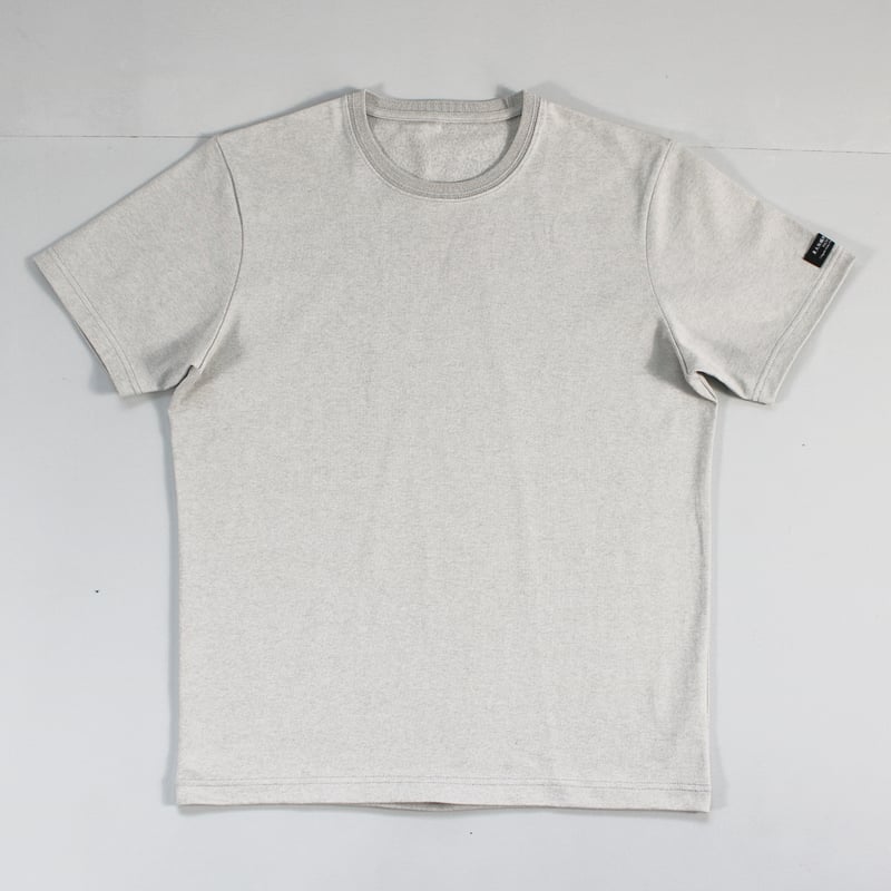 グレー 長袖 タイトフィット Tシャツ グレー 長袖 タイトフィット Tシャツ