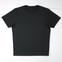 HOFI-021R-emb オーガニック超長綿 タック襟Ｔシャツ：ブラック （リング/ブラック刺繍）