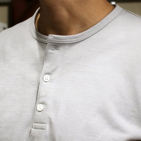 HOFI-051 スーピマ超長綿強撚ヘンリーネック長袖Ｔシャツ：グレー