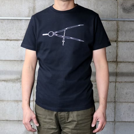 HOFI-028 ペンアートＴシャツ：33. 製図コンパス