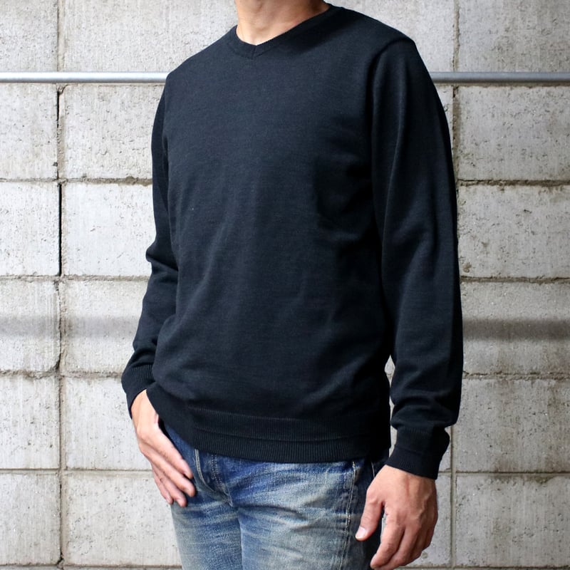 HOFI-046 18.5μmウール Vネックセーター：チャコール | 東大阪繊維研究