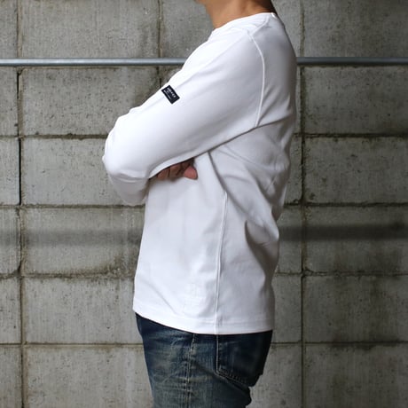 HOFI-023R-emb オーガニック超長綿 タック襟長袖Ｔシャツ：ホワイト （撚糸機 ホワイト刺繍）