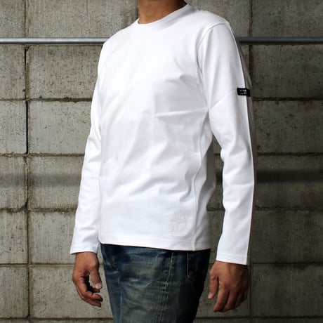 HOFI-023R-emb オーガニック超長綿 タック襟長袖Ｔシャツ：ホワイト （撚糸機 ホワイト刺繍）