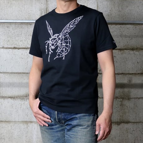HOFI-028 ペンアートＴシャツ：51. オオスズメバチ
