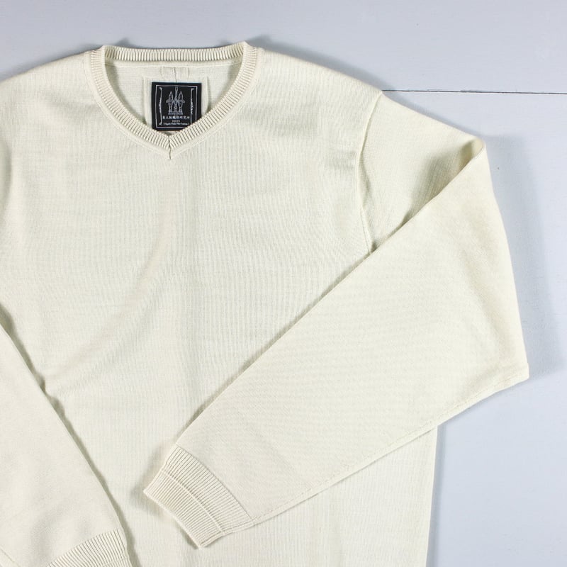 HOFI-046 18.5μmウール Vネックセーター：アイボリー | 東大阪繊維研究