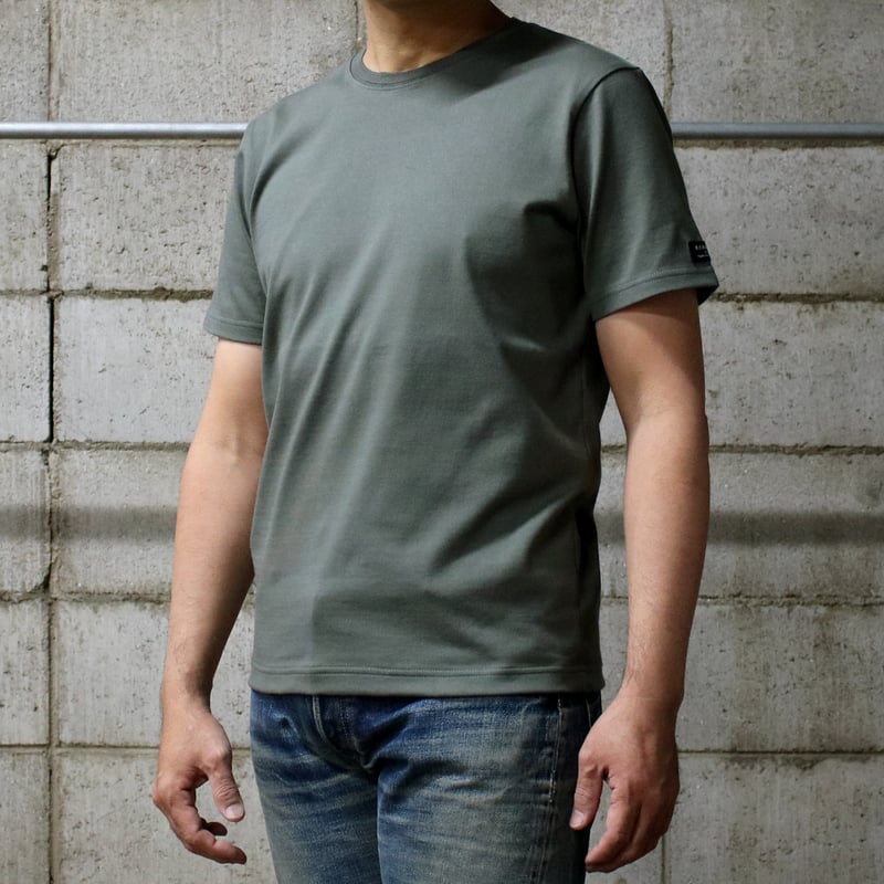 HOFI-021R オーガニック超長綿 タック襟Tシャツ：モスグリーン | 東