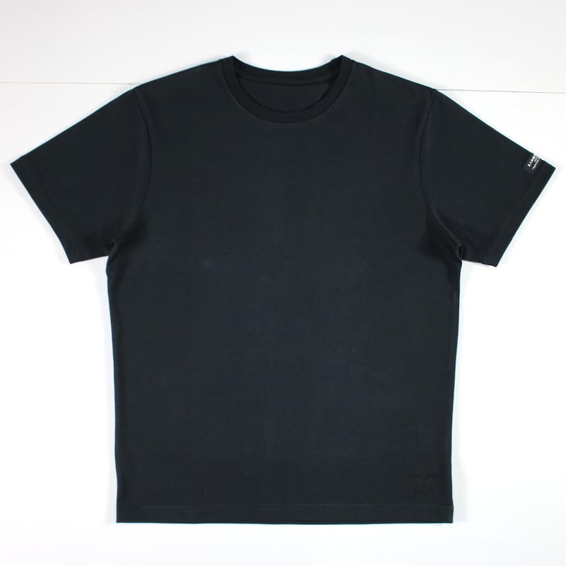 HOFI-021R-emb オーガニック超長綿 タック襟Tシャツ：ブラック （撚糸