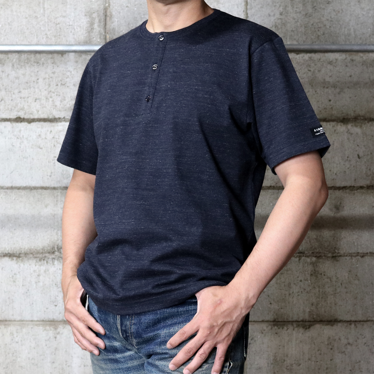 LOUIS VUITTON ネイビー ヘンリーネックTシャツ LOUIS VUITTON ネイビー ヘンリーネックTシャツ
