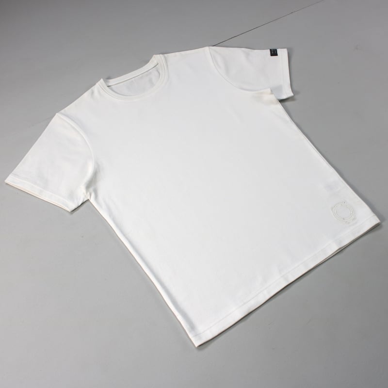 HOFI-021R-emb オーガニック超長綿 タック襟Tシャツ：ホワイト
