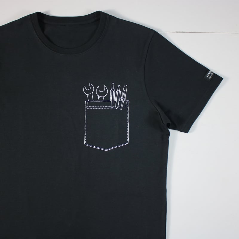 HOFI-028 ペンアートTシャツ：61. 工具入り胸ポケット | 東大阪繊維