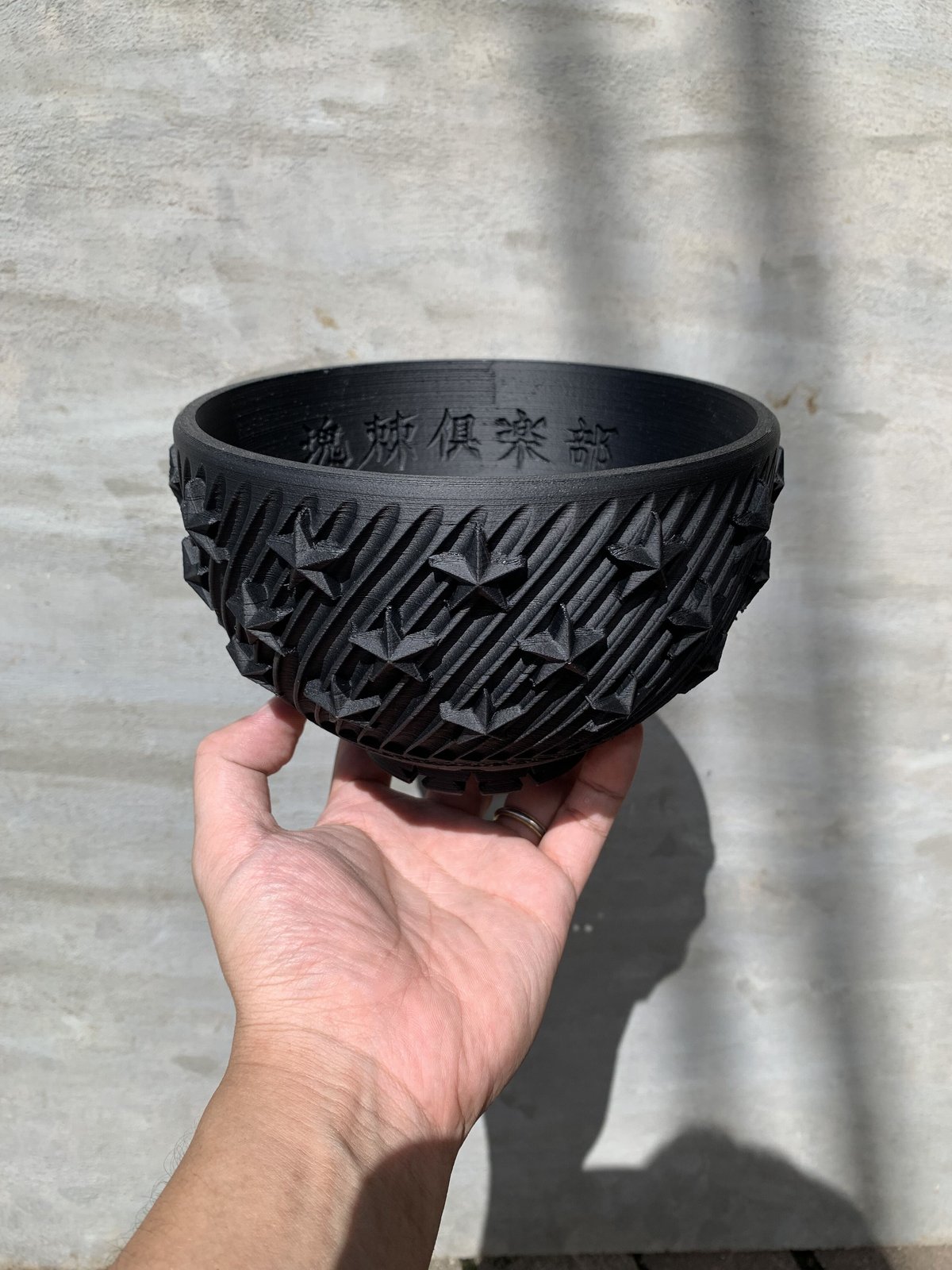 (作家鉢)３Dプリンター鉢　シルクブラック SPIRAL4 8号サイズ3点セット 作家鉢)3Dプリンター鉢シルクブラック SPIRAL4 (8号)受け皿