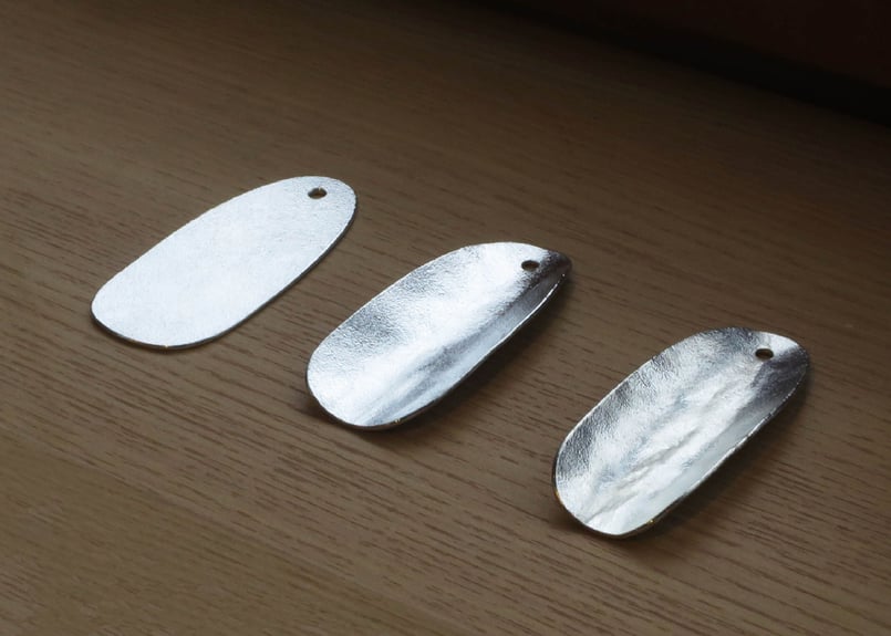 SUZUVERA 足にも靴も優しい、錫の靴べら【能作】 | 三島大世商店