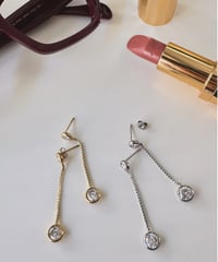 ジルコニアゆらりピアス　シルバー＆ゴールド