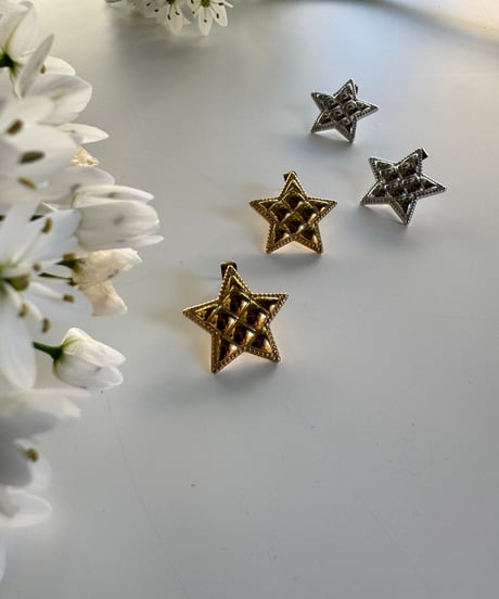 キルティングスターピアス⭐︎