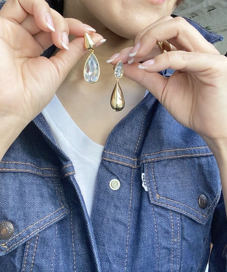 アシンメトリー立体ドロップピアス