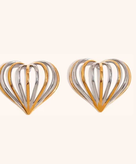 バイカラー立体ハートピアス❤︎