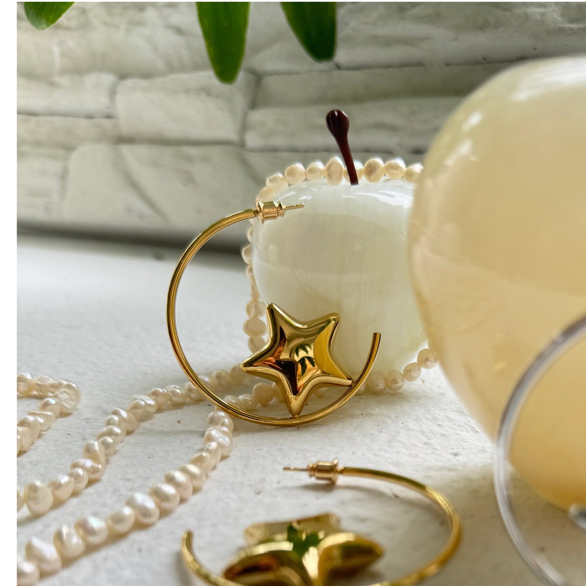 gemma alus パールシェルフープピアス gemma alus パールシェルフープピアス Gemma Alus Japan