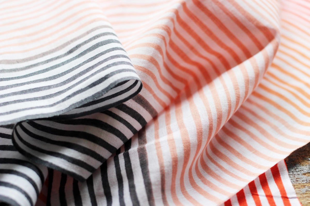 綿麻手拭 風つむぎ〈浮世縞〉薄暮 | SHINEDOZOME