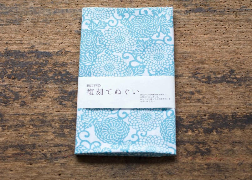 復刻てぬぐい＜菊唐草＞浅葱色 | SHINEDOZOME