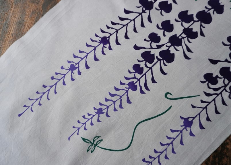 長尺てぬぐい 〈藤娘〉 | SHINEDOZOME