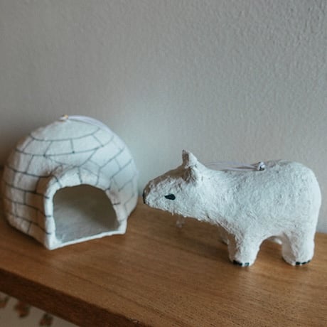 シロクマとイグルー