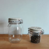 ガラスキャニスター(18・19 / 白陶器のフタ)