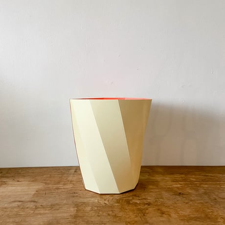 HAYのゴミ箱