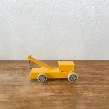 黄色トラクタートイ🚜