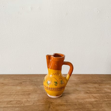 陶器のミニピッチャー茶
