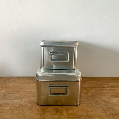 シルバー缶ケース