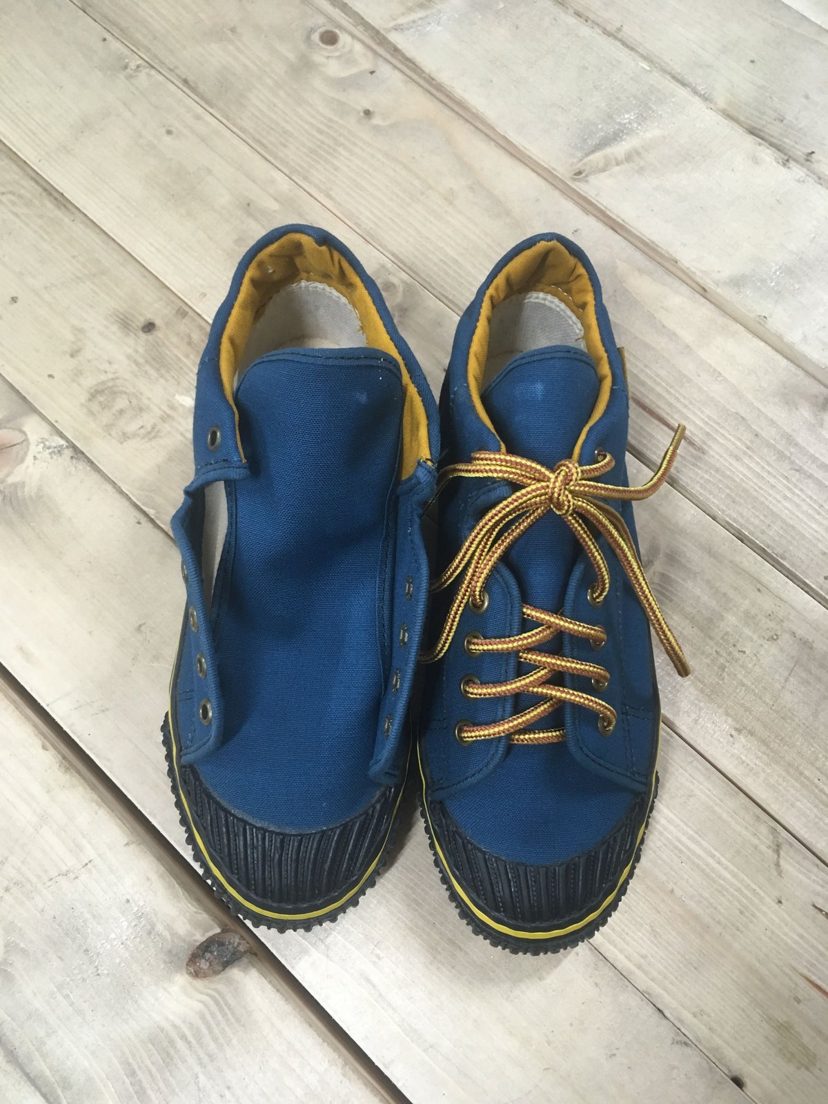 VANS BLUCHER BLUE size.W's7 1/2 DEADSTOCK NOS | VANS BLUCHER BLUE size.W's7 1/2 DEADSTOCK NOS |