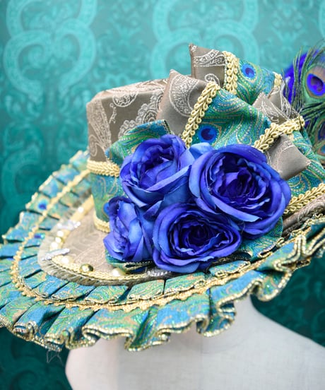 kki.2592　青薔薇と孔雀のフリルブリムHAT。