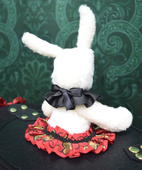 kki.2386　白うさぎのマジックシルクHATBAG。＜トランプ＞