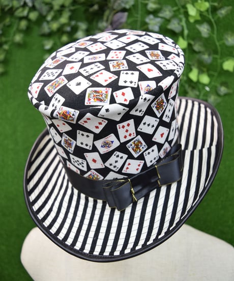 kki.2273　トランプとストライプのシルクHAT。