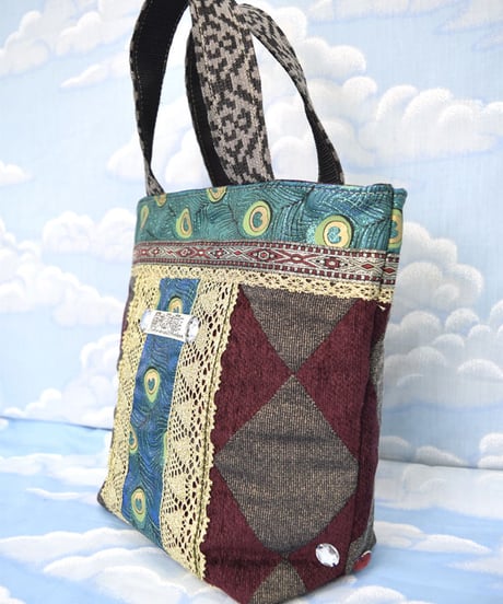 kki.2163　十字架と蜂のミニBAG。＜ワインレッド＞