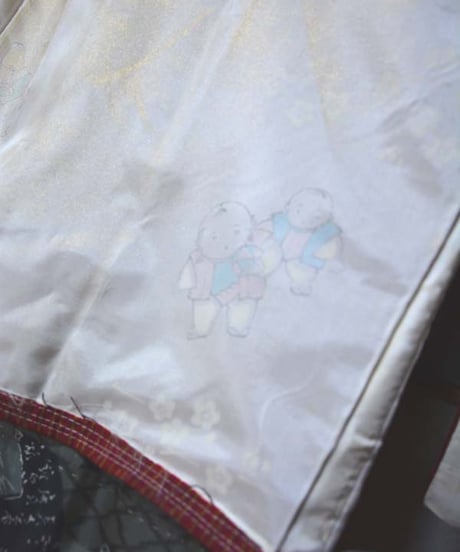 kki.2612　【KIMONO Custom】kirippanasi童羽織り。