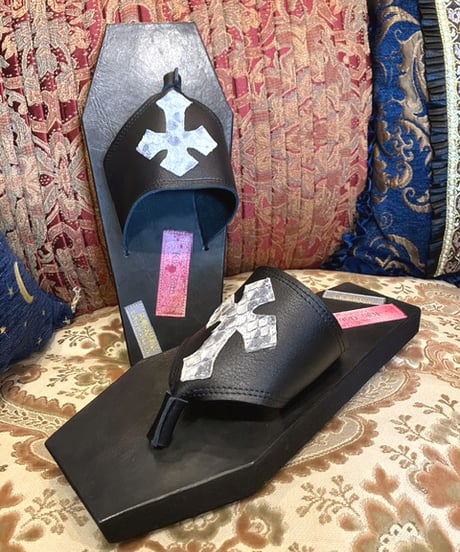 ki-DI.004　Coffin sandals。＜Ｌサイズ＞
