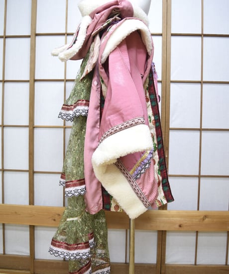 kki.2550　【KIMONO Custom】うさ耳ボアとレースバッスルピンクの羽織。