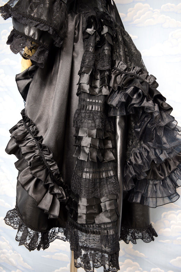 kki.2065 フェイクレザーとレースの編み上げバッスルコルセット