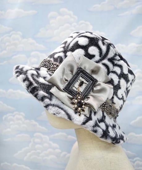 kki.2121　ボタニカルパターンファークロッシェHAT。