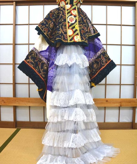 kki.2610　【KIMONO Custom】振袖のロング羽織りドレスとゴブランケープ。