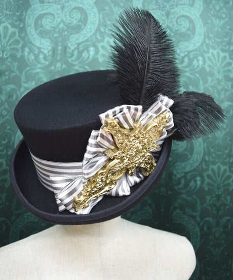 kki.2461　モノクロ世界に十字架をHAT。