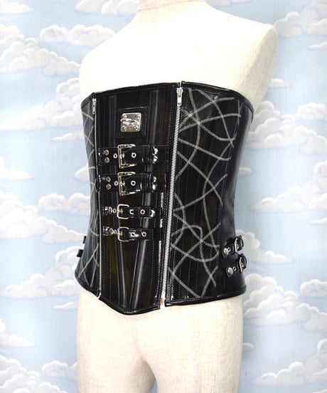 kki.2137　ブラックレザールバックルメンズタイプコルセット。