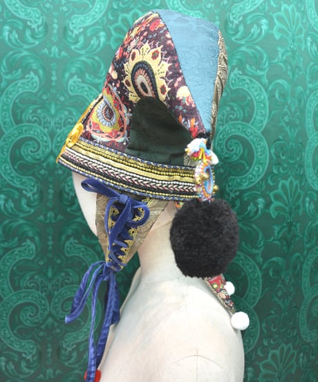 kki.2646　ゴブランとジャガードのヴィンテージCLOWNジェスターHAT。