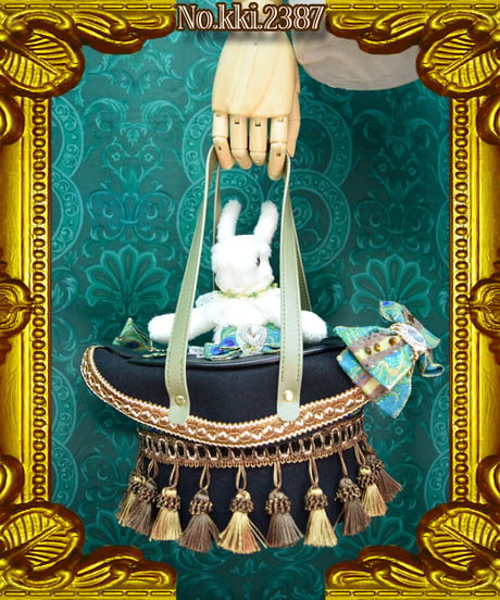 kki.2387　白うさぎのマジックシルクHATBAG。＜アンティークタッセル＞