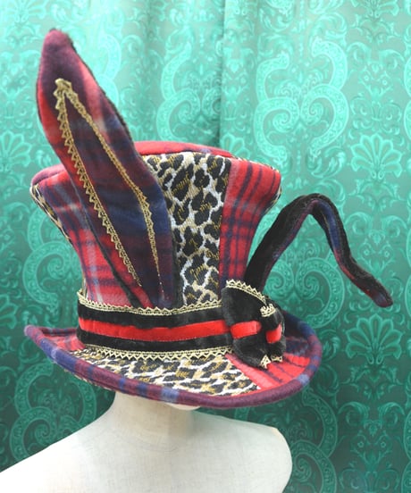 kki.2629　レオパードとチェックのウサギさんグラモフォンシルクHAT。